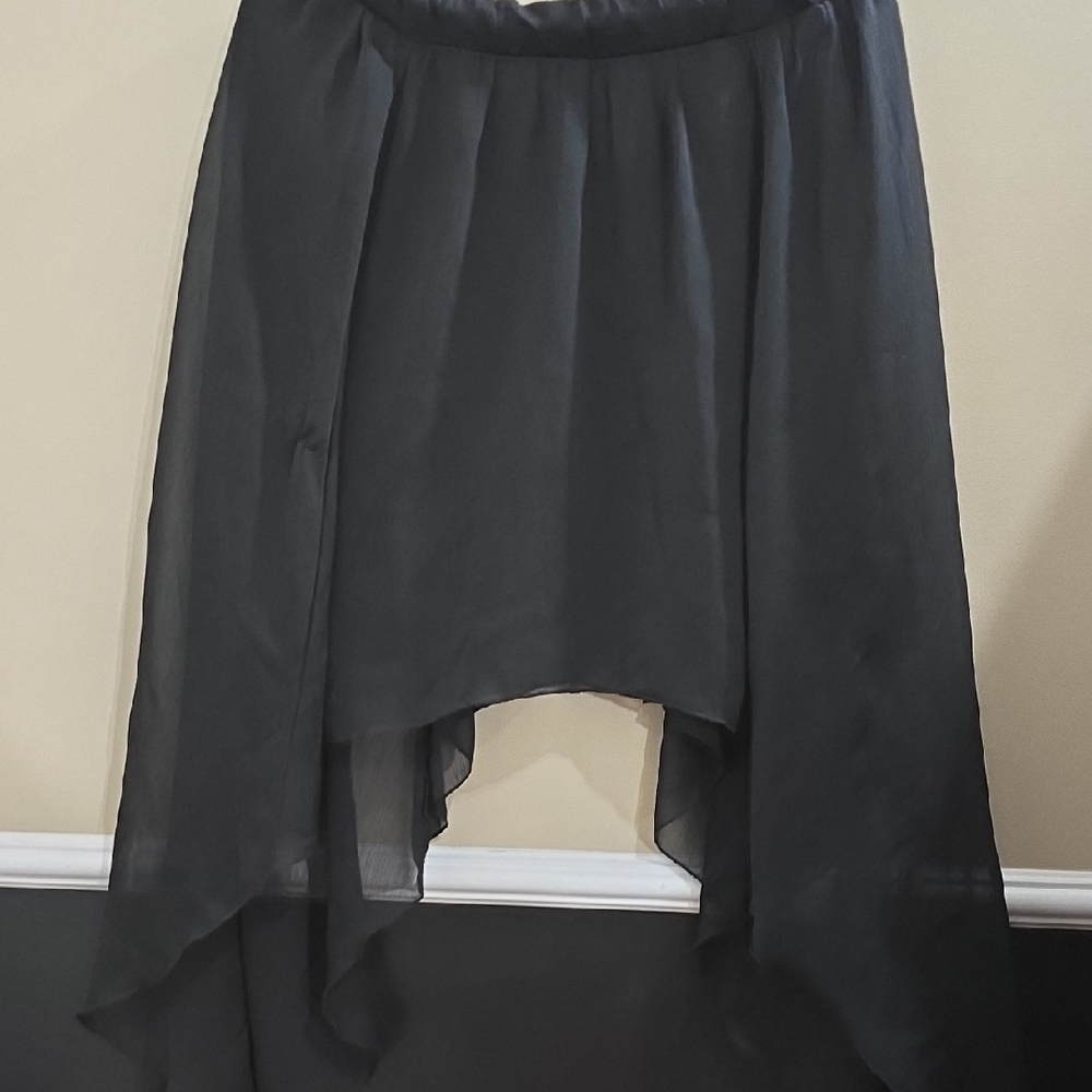 Royal Love ❤️ Elegant Black Women's Skirt Sz M NWOT